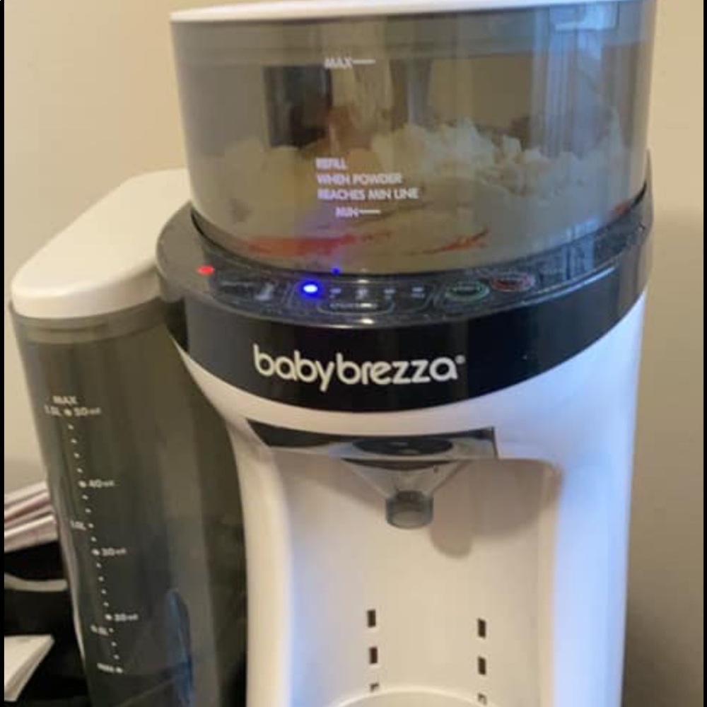 Baby Brezza Formula Pro - Picture 2 of 2